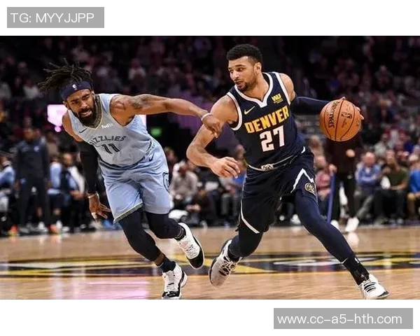 莫兰特昨日砍下35分状态火热明日对阵热火因脚踝酸痛出战成疑